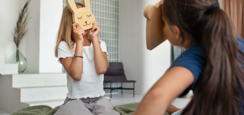 kids-playing-around-calm-cosy-spaces